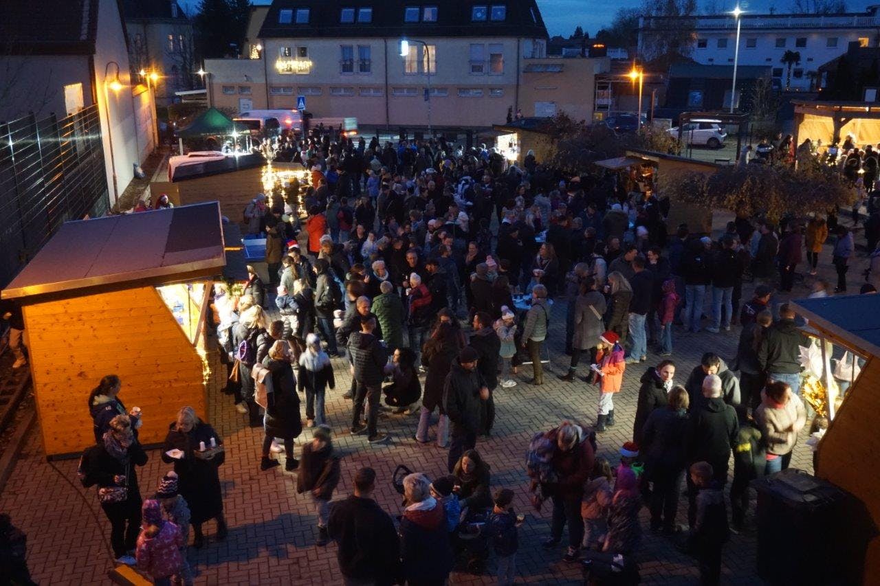 Blick über den Weihnachtsmarkt